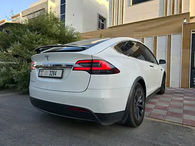 2017 Tesla MODEL X — фото 9