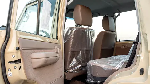 Toyota Land Cruiser LC 76 LX, миниатюра 18