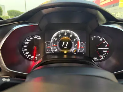 صورة 15 لـ 2015 Chevrolet CORVETTE