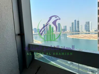 شقة غرفتين وصالة للإيجار السنوي على كورنيش الخان بإطلالة على بحيرة الخان مع بلكونة وموقف مجاني وجيم ومسبح