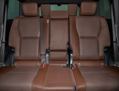 صورة 14 لـ 2025 Toyota PRADO