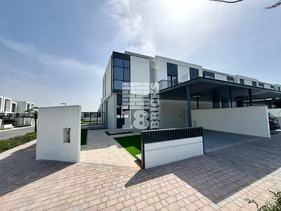 4 Bedrooms + Maid | Full Garden | Available Sept