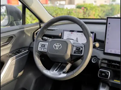 2026 Toyota RAV 4 — фото 10