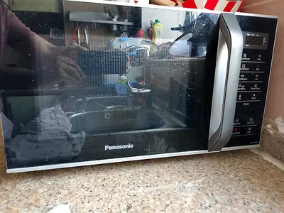 Microwave oven
