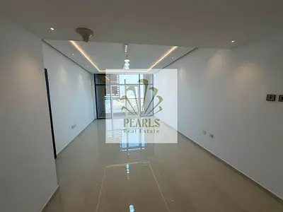 Luxury master bedroom and living room for annual rent in Ajman. 2 bathrooms, balcony, luxury kitchen, open view, deluxe finishes, spacious layout. Loc
