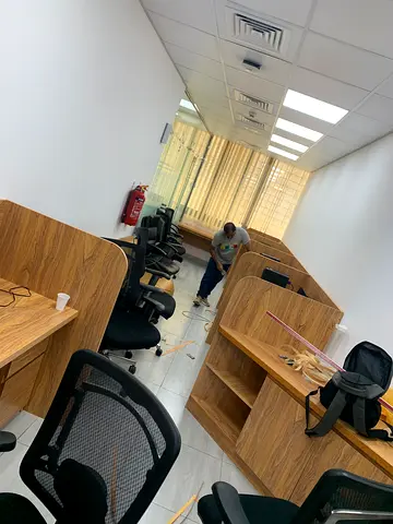 Professional Carpenter_Custom Furniture,cabinets&Repairs,In Dubia
