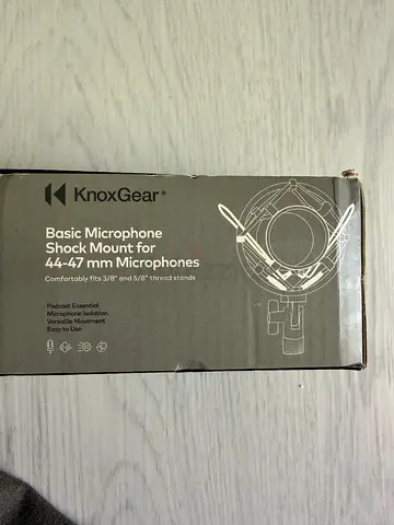 Universal Microphone Shock Mount with Adapter (Like-New)