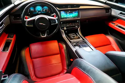 2020 Jaguar XF 照片 14