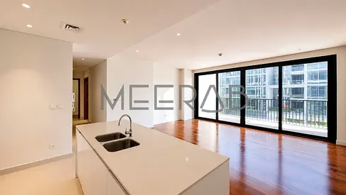 Maid's Room | Boulevard View | Unfurnished | Pool & Gym Access