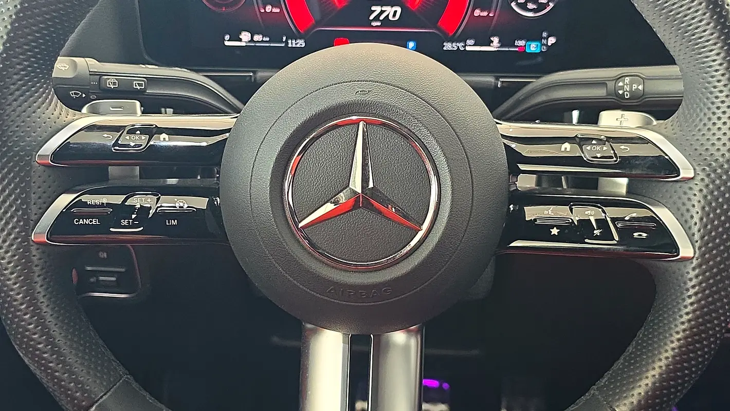 Mercedes-Benz GLA-Class 2025