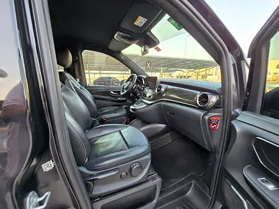 صورة 9 لـ 2022 Mercedes-BENZ VIANO
