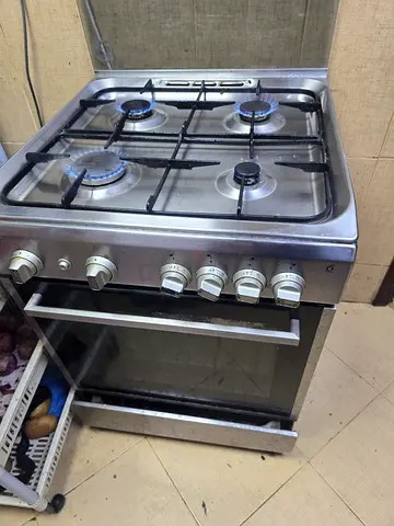 Used 4-Burner Stainless Steel Gas Cooker with Oven
