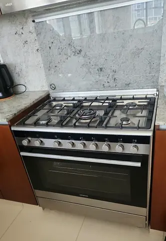 Free Delivery- SIEMENS Italian 5-Burner Full Gass Cooking Range 90x60 CM