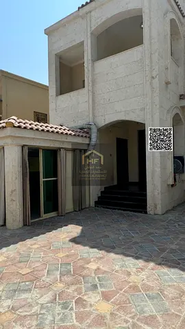 للبيع فيلا بمنطقة المويهات 2 بسعر شامل الكهرباء والمياه والمكيفات تملك حر لجميع الجنسيات