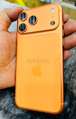 iPhone 17 pro max orange 256gb only active