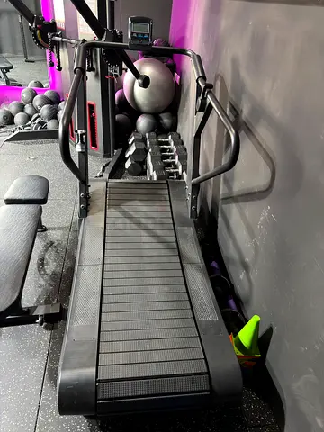 Equipment gym and cardio