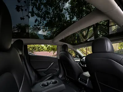 صورة 9 لـ 2021 Tesla MODEL 3