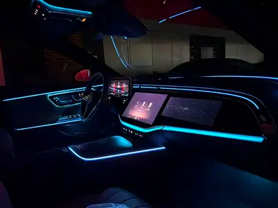 Mercedes-Benz E-Class E 300, миниатюра 2