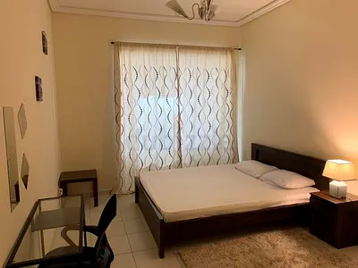 Luxury Master Room for Rent | DIFC – 21st Century Tower 4k monthly