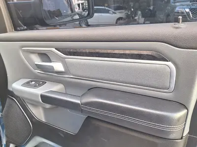 صورة 6 لـ 2022 RAM 1500