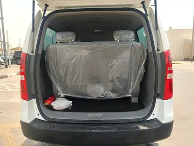 صورة 10 لـ 2020 Hyundai H1