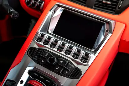 صورة 12 لـ 2014 Lamborghini AVENTADOR