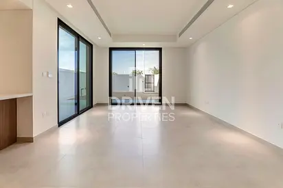 2 Bedrooms with Study | Brand New | Ready to Move