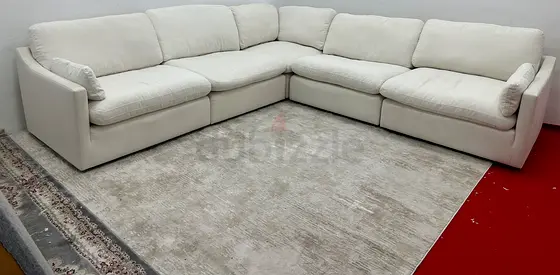 Like new condition oc home home modular sofa