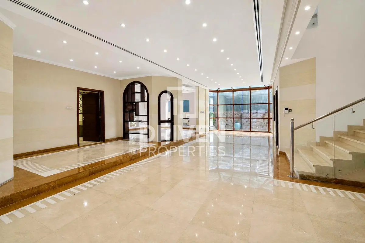 gallery-tour