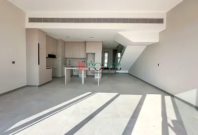 Single Row Unit | Vacant | Various Options