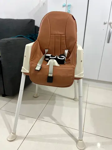 BABY HIGH CHAIR / BABY CHAIR