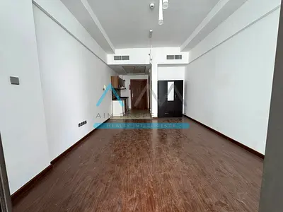 Ready To Move Freehold Apt With Amazing Finishing