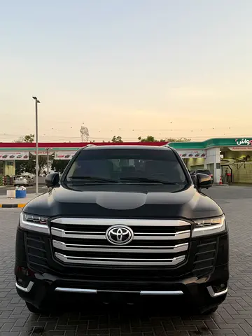 Toyota Land Cruiser VXR 2008 | GCC Specs | V8 Engine | Well Maintained