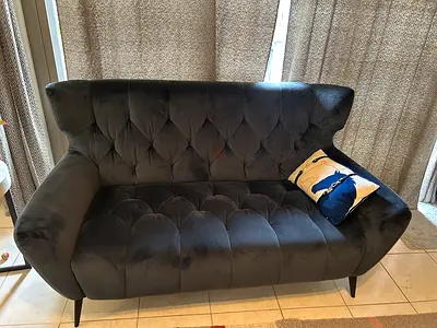 CHATTEL & MORE KARE 3 SEATER BLUE VELVET SOFA LESS THAN 2 YEARS.