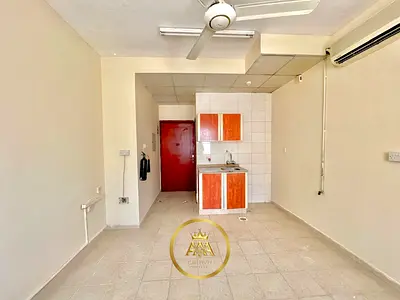 Studio flat available in Muwaileh