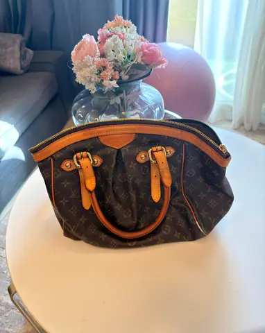 Authentic Louis Vuitton Monogram Tivoli PM Handbag