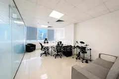 Fully Fitted | Mid Floor | Vacant from Aug 10