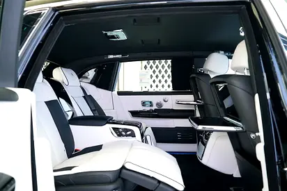 2026 ROLLS-ROYCE PHANTOM — миниатюра 12