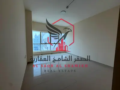 تكييف مجانا غرفتين وصالة مع باركن مجانا جيم ومسبح مجانا غرف ماستر 6 شيكات تاور عائلي بمنطقة الخان بالقرب من مخرج دبي