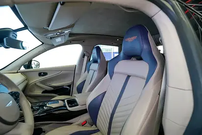 2023 Aston Martin DBX 缩略图 15