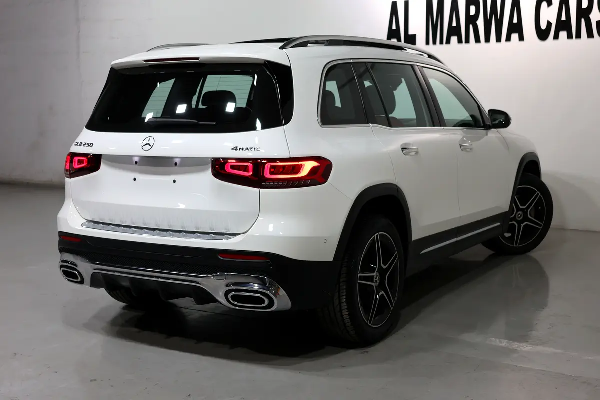 Mercedes-Benz GLB-Class 2023
