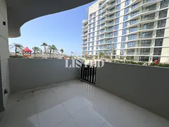 Close to Pool | Brand New Apartment | Beach Life