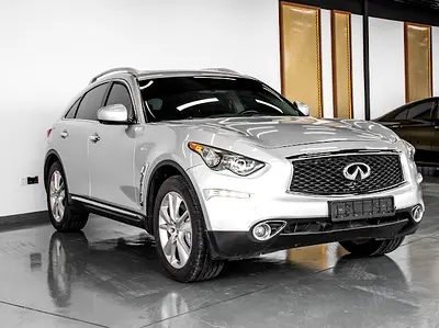 Infiniti QX70 Luxury 2018 GCC Specs