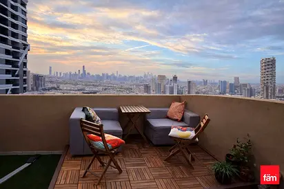 High Floor & Sky View | Spacious