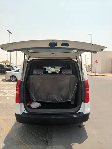 صورة 15 لـ 2020 Hyundai H1