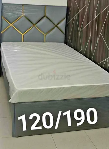 Brand New double siza velvet bed with mattress