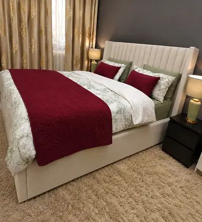 High quality PAN Emirates Bed with mattress King size
