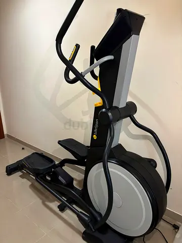 E2I Elliptical by LifeSpan Fitness
