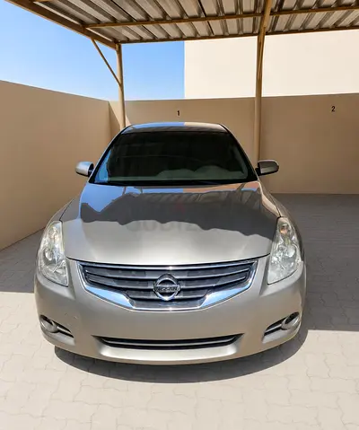 Nissan Altima 2012 S For Urgent Sale