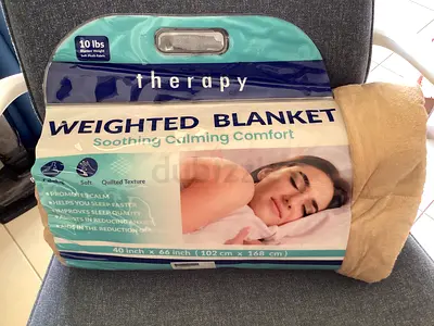 Therapy weighted blanket